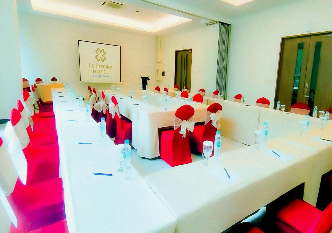 Le Premier Hotel Deltamas Cikarang Dış mekan fotoğraf