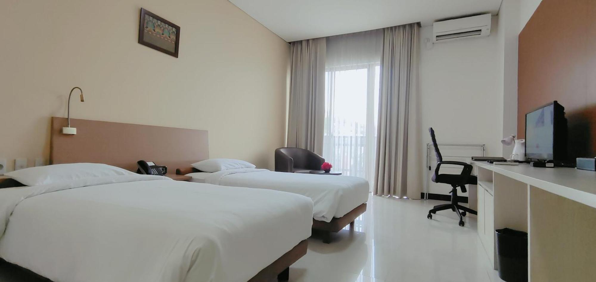 Le Premier Hotel Deltamas Cikarang Dış mekan fotoğraf